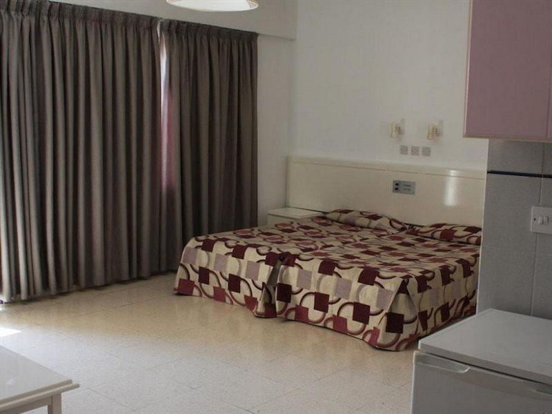 Astreas Beach Hotel Apartments Protaras Ngoại thất bức ảnh