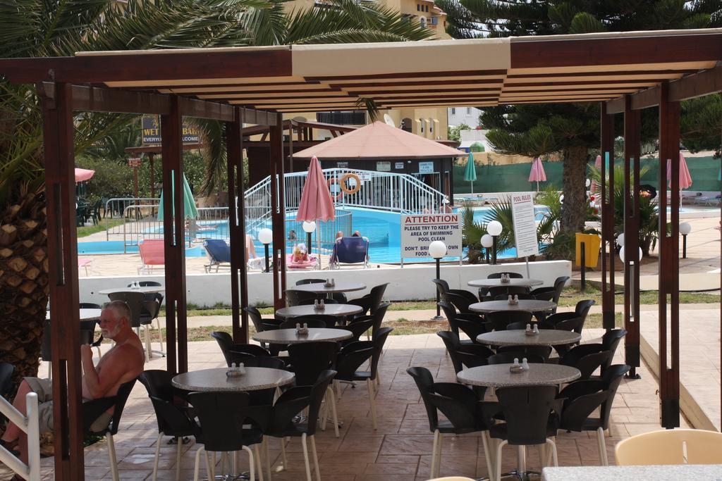 Astreas Beach Hotel Apartments Protaras Ngoại thất bức ảnh